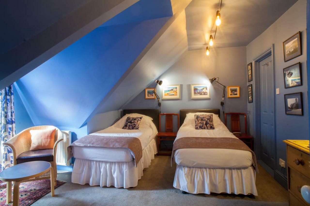 Bed and Breakfast Hill View House Dartmouth Esterno foto