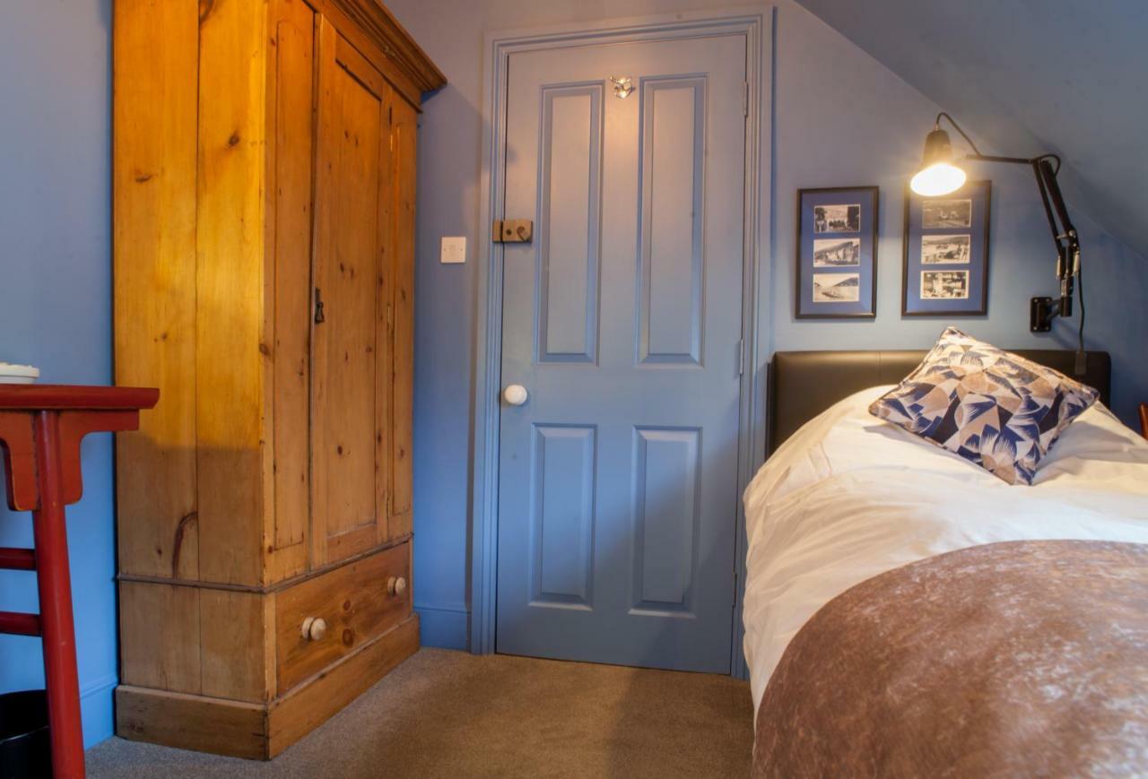 Bed and Breakfast Hill View House Dartmouth Esterno foto