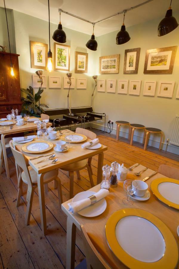 Bed and Breakfast Hill View House Dartmouth Esterno foto